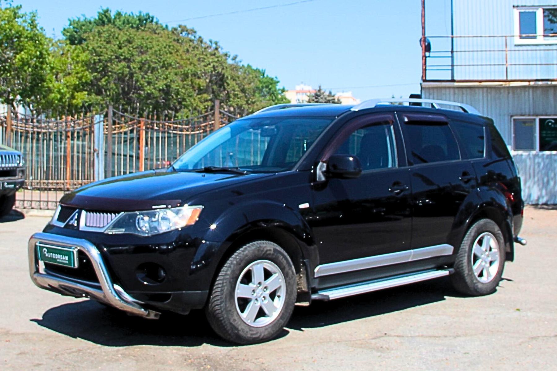 Mitsubishi Outlander XL