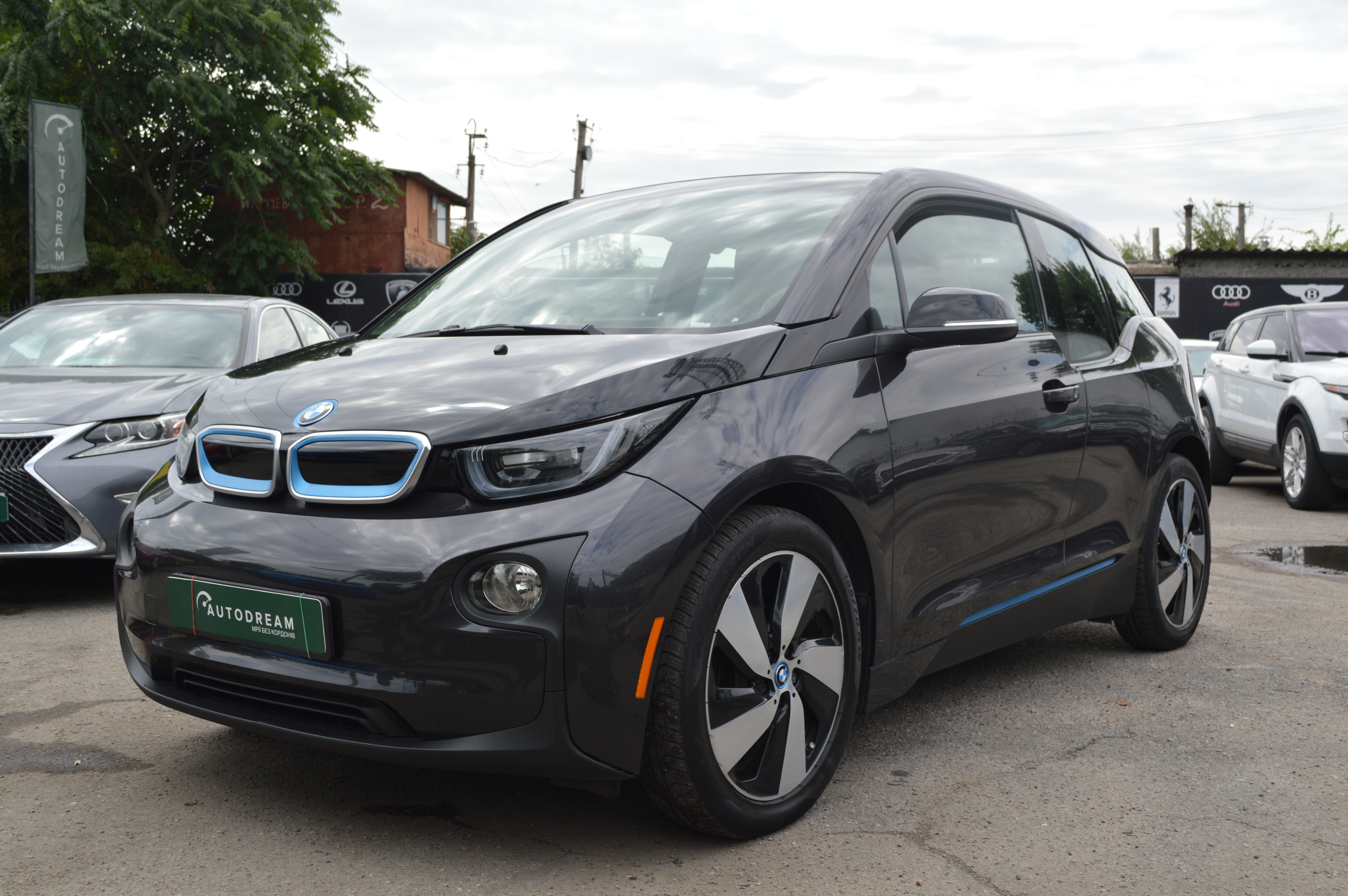 BMW I 3