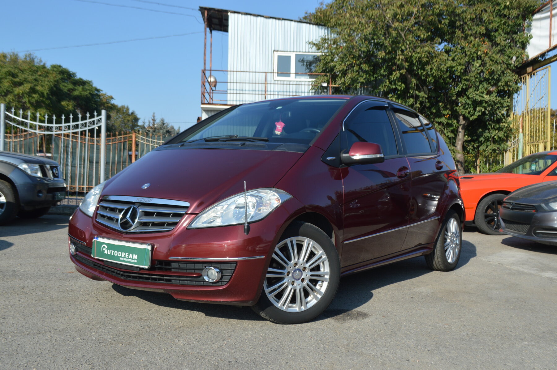 Mercedes-Benz A180