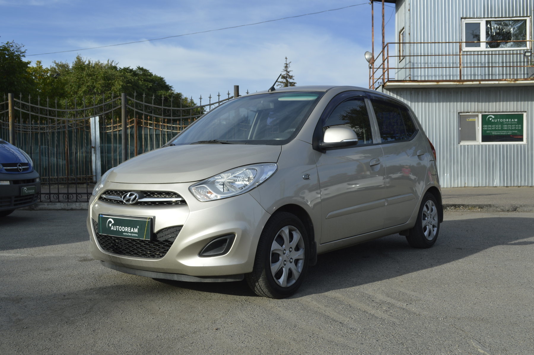 Hyundai i10